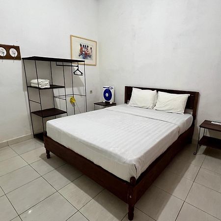 Buana Asti Homestay Табанан Екстер'єр фото