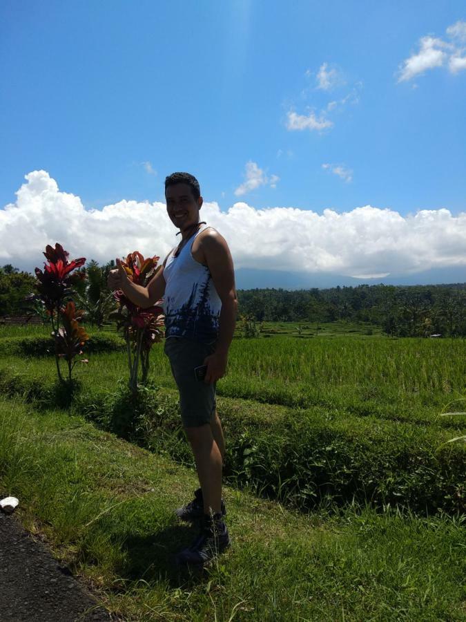 Buana Asti Homestay Табанан Екстер'єр фото